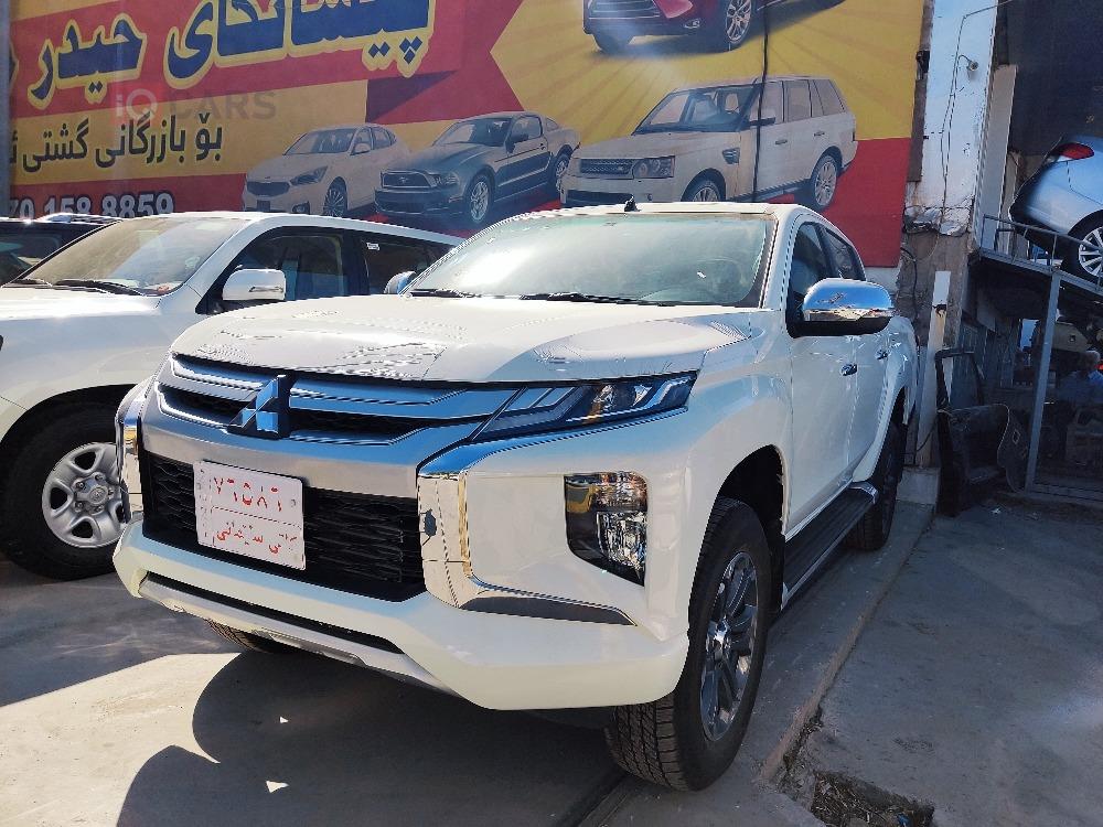 میتسوبیشی L200